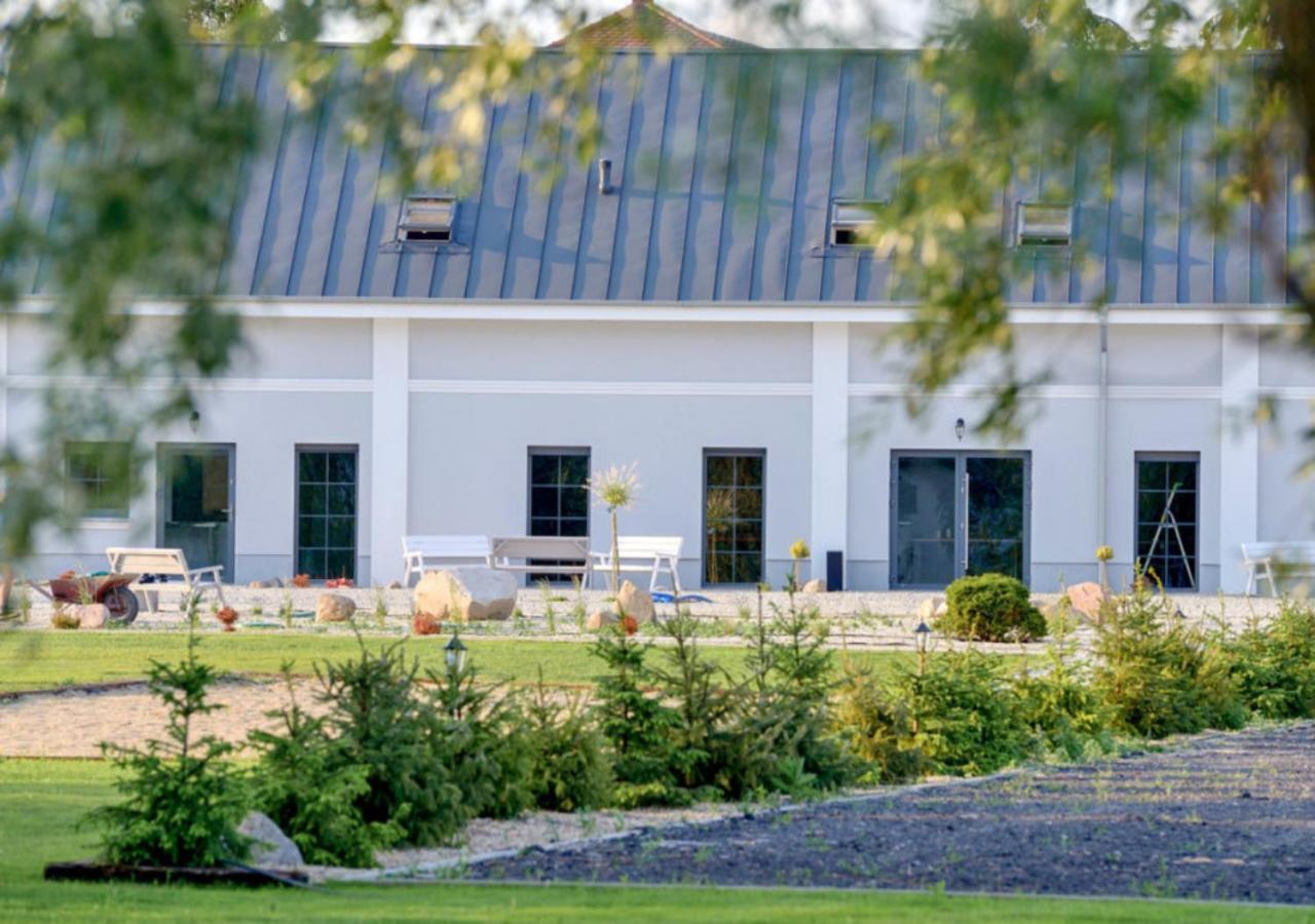 Villa Folwark Matecznik à Sedzinko Extérieur photo